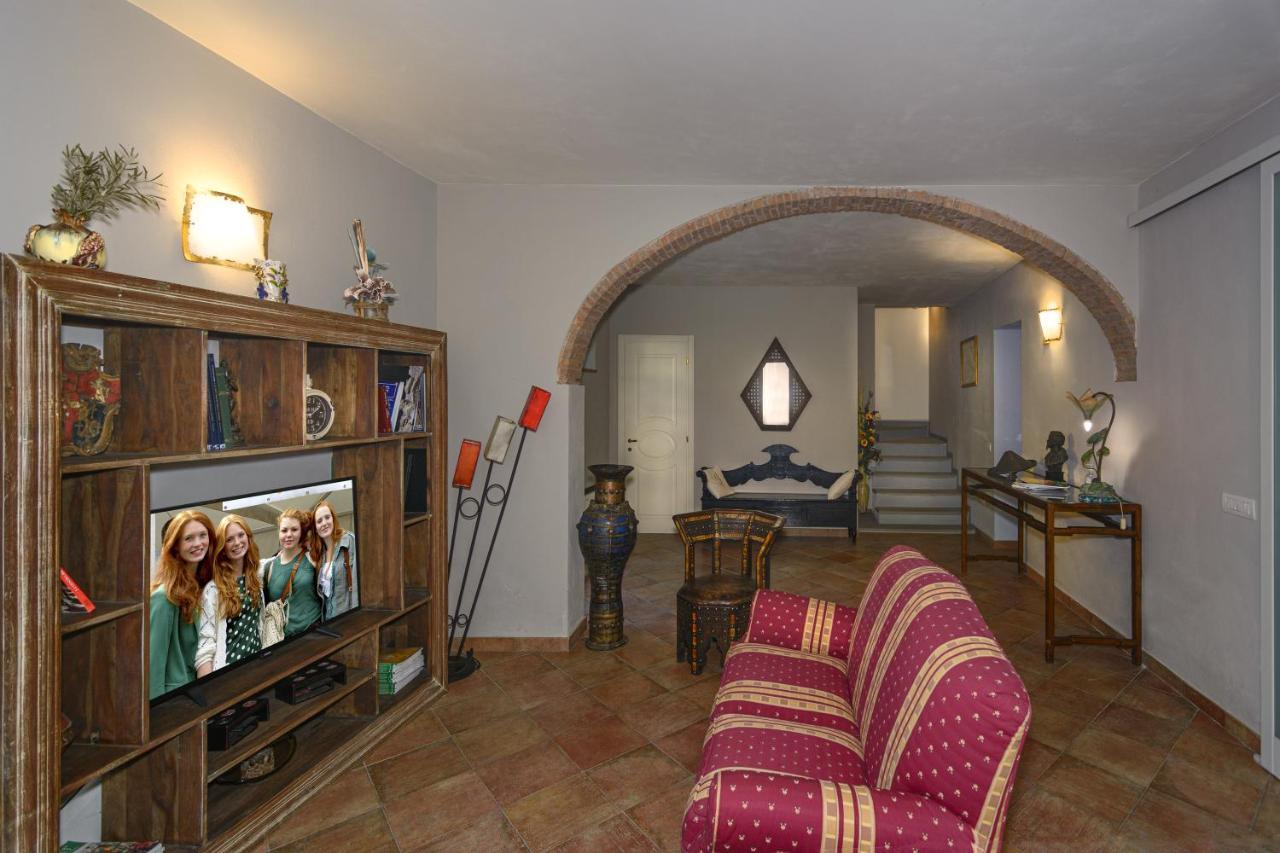 פיסטויה Villa Agnolaccio Residenza D'Epoca מראה חיצוני תמונה